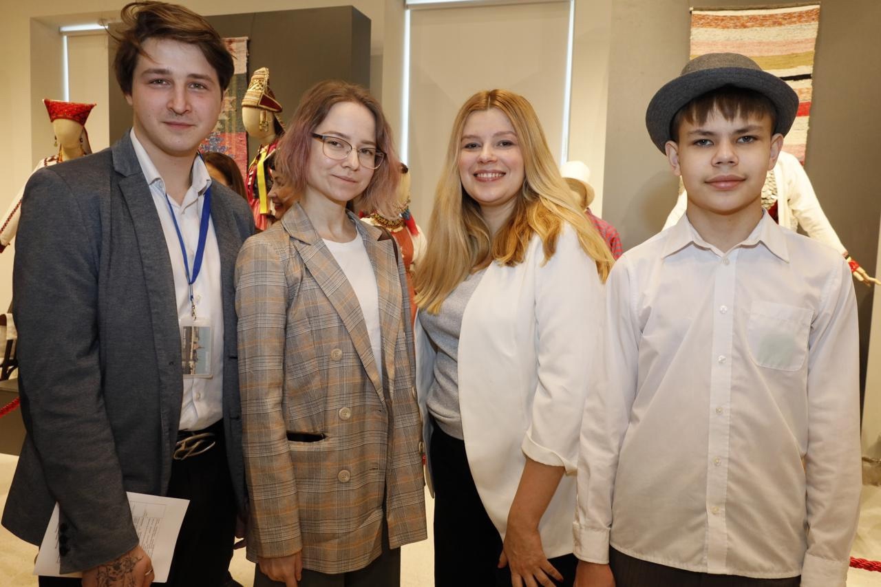 Избражения для Deutsche Jugendliche Tatarstans auf der Konferenz des Jugendassamblees der Völker Tatarstans