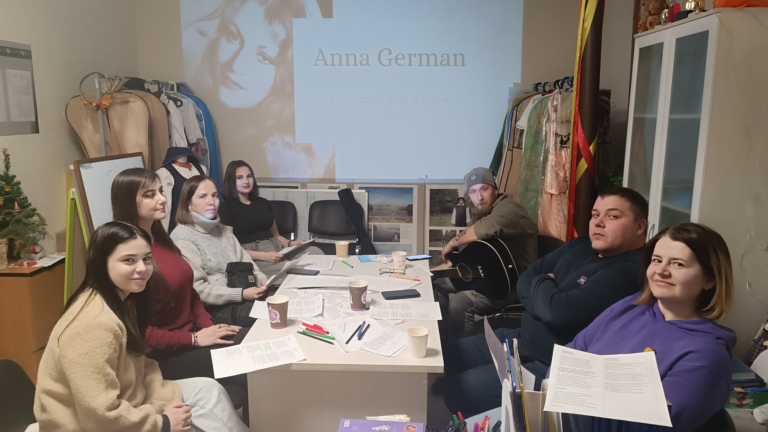 Избражения для „Bald wird der Himmel mit Sternstaub bedeckt …“